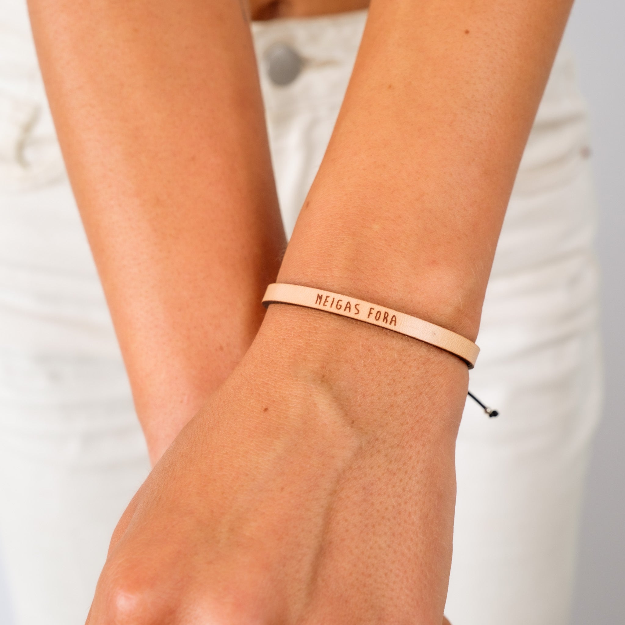 Pulseira Meigas fora